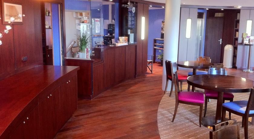 Tinqueux Hotel